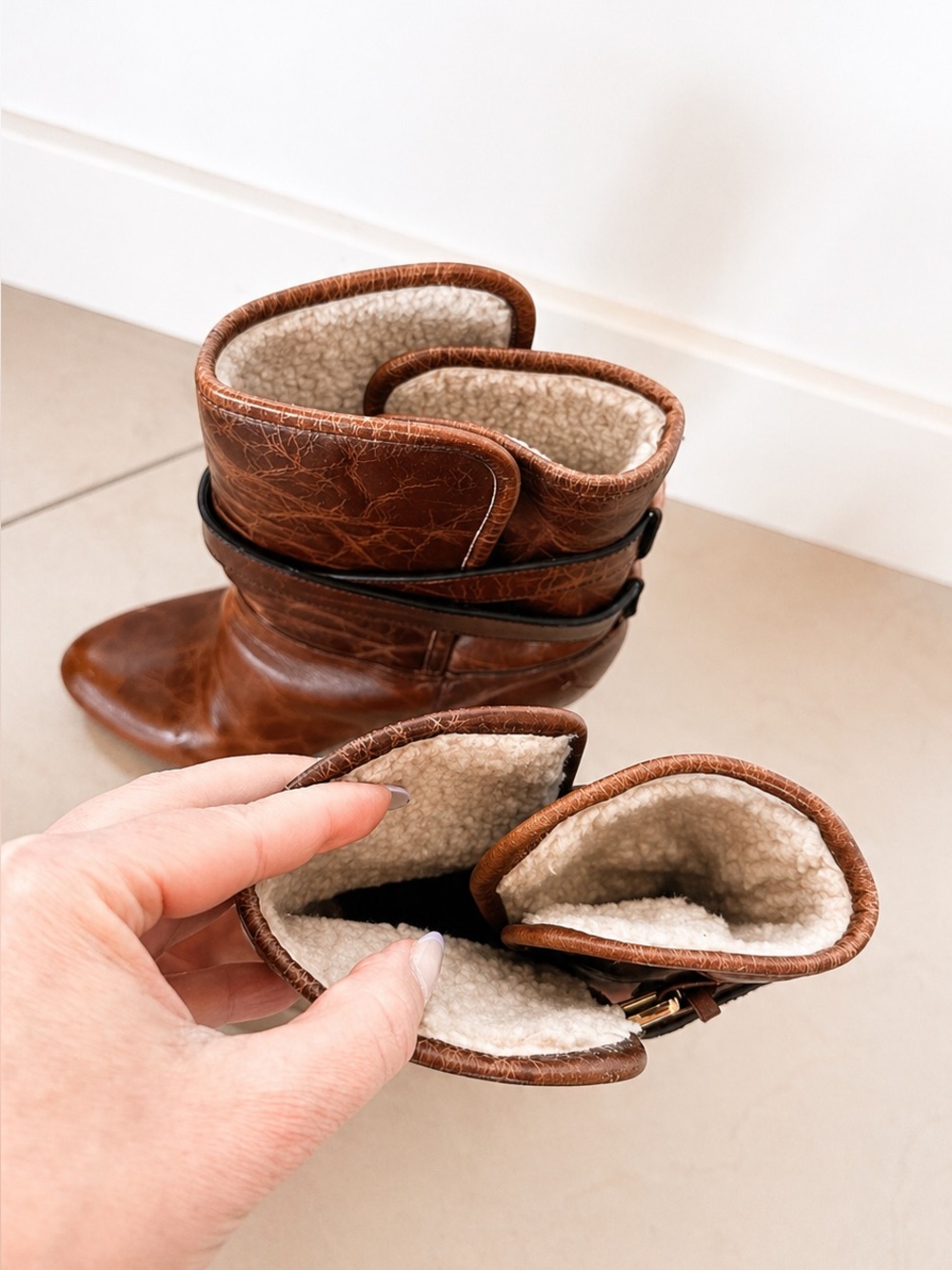 Michael Kors Shearling-Lined Leather Heeled Ankle Boots – Brown – Size 6.5 - Picture 3 of 4